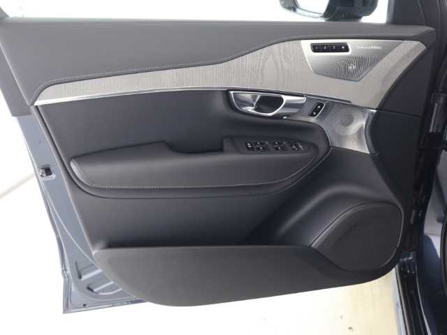 Volvo  XC90 Ultra, T8 AWD Plug-in Hybrid, Elektrisch/Benzin, Dark, 7 Sitze