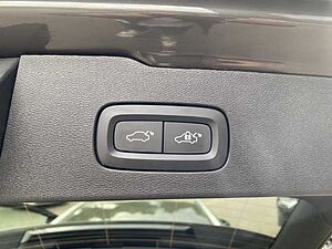 Volvo  V60 Recharge Inscription, T8 AWD Plug-in Hybrid