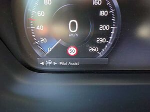 Volvo  V60 Recharge R-Design, T6 AWD Plug-in Hybrid