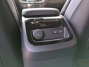 Volvo  V60 Recharge R-Design, T6 AWD Plug-in Hybrid
