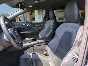 Volvo  V60 Recharge R-Design, T6 AWD Plug-in Hybrid