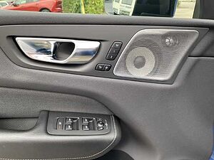 Volvo  XC60 Recharge R-Design, T6 AWD Plug-in Hybrid