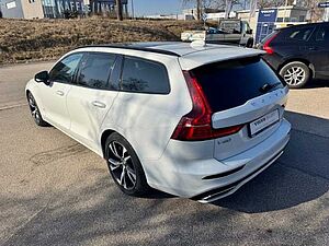 Volvo  V60 Recharge R-Design, T6 AWD Plug-in Hybrid