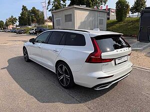 Volvo  V60 Recharge R-Design Expression, T6 AWD Plug-in Hybrid