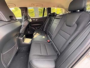 Volvo  V60 Recharge R-Design Expression, T6 AWD Plug-in Hybrid