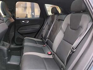 Volvo  XC60 Recharge R-Design, T8 AWD Plug-in Hybrid