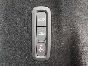 Volvo  XC60 Recharge R-Design, T8 AWD Plug-in Hybrid