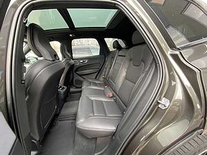 Volvo  XC60 R-Design, B5 Mild-Hybrid Diesel AWD