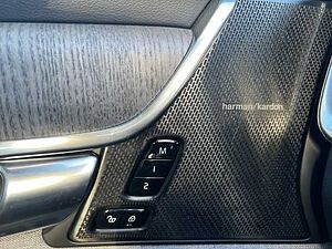 Volvo  V90 Recharge Ultimate, T8 AWD Plug-in Hybrid, Elektrisch/Benzin, Dark