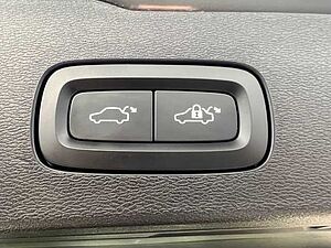 Volvo  V60 Recharge R-Design, T6 AWD Plug-in Hybrid