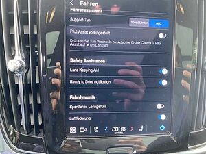 Volvo  V90 Recharge R-Design, T6 AWD Plug-in Hybrid