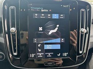 Volvo  XC40 Recharge Plus, T4 Plug-in Hybrid, Elektrisch/Benzin, Dark
