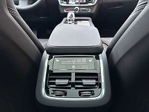 Volvo  V90 Ultimate, B4 Mild-Hybrid, Benzin, Bright