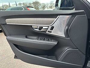 Volvo  V90 Ultimate, B4 Mild-Hybrid, Benzin, Bright