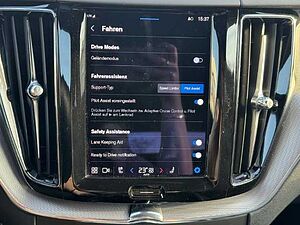 Volvo  XC60 R-Design, B5 AWD Mild-Hybrid Diesel