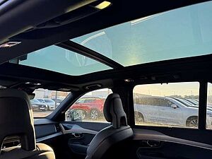 Volvo  XC90 Recharge Inscription Expression, T8 AWD Plug-in Hybrid, 7 Sitze