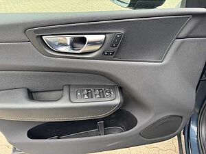 Volvo  XC60 Recharge R-Design, T6 AWD Plug-in Hybrid