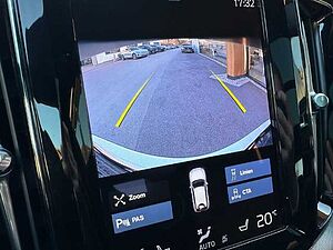 Volvo  XC60 Recharge R-Design, T8 AWD Plug-in Hybrid