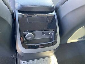 Volvo  V60 Recharge R-Design Expression, T6 AWD Plug-in Hybrid