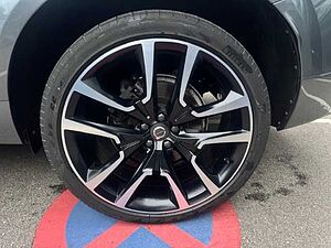 Volvo  XC60 B6 Mild-Hybrid Benzin AWD Automatikgetriebe (228kW/310PS) R-Design
