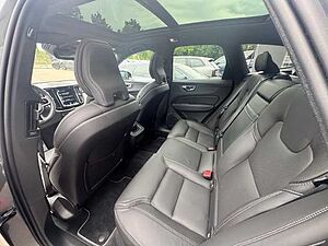 Volvo  XC60 B6 Mild-Hybrid Benzin AWD Automatikgetriebe (228kW/310PS) R-Design