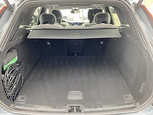 Volvo  XC60 Recharge Ultimate, T8 AWD Plug-in Hybrid, Elektrisch/Benzin, Dark