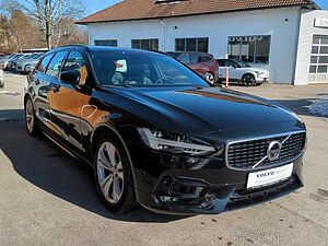 Volvo  V90 T4 Automatikgetriebe (140kW/190PS) R-Design
