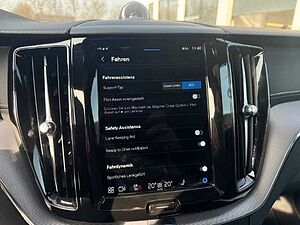 Volvo  XC60 R-Design, B5 AWD Mild-Hybrid Diesel