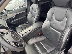 Volvo  XC90 Recharge Plus, T8 AWD Plug-in Hybrid, Elektrisch/Benzin, Dark, 7 Sitze