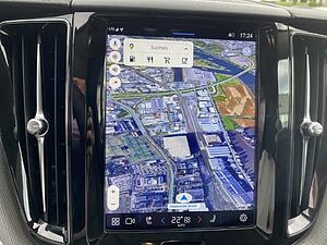 Volvo  XC60 Ultimate, B5 AWD Mild-Hybrid, Diesel, Dark