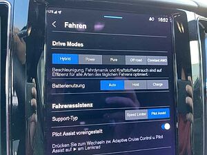 Volvo  XC60 Recharge Plus, T6 AWD Plug-in Hybrid, Elektrisch/Benzin, Dark