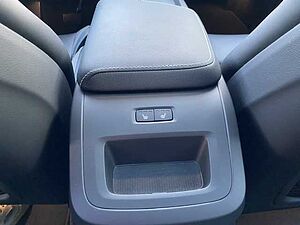 Volvo  XC60 Recharge Plus, T6 AWD Plug-in Hybrid, Elektrisch/Benzin, Dark