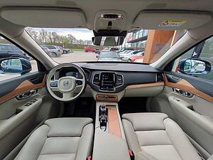Volvo  XC90 Recharge Inscription, T8 AWD plug-in hybrid, 7 Sitze