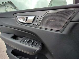 Volvo  XC60 Ultimate, B4 AWD Mild-Hybrid, Diesel, Bright