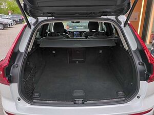 Volvo  XC60 Ultimate, B4 AWD Mild-Hybrid, Diesel, Bright