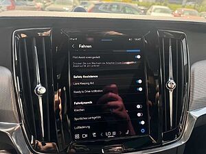 Volvo  V90 Recharge Ultimate, T8 AWD Plug-in Hybrid, Elektrisch/Benzin, Dark