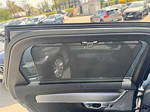 Volvo  V90 Recharge Ultimate, T8 AWD Plug-in Hybrid, Elektrisch/Benzin, Dark