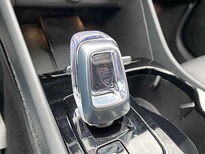 Volvo  XC40 Recharge Ultimate, T5 Plug-in Hybrid, Elektrisch/Benzin, Bright