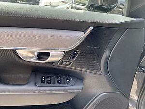 Volvo  V90 Ultimate, B4 Mild-Hybrid, Diesel, Bright