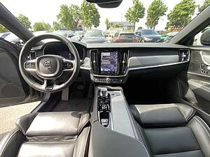 Volvo  V90 Ultimate, B4 Mild-Hybrid, Diesel, Bright