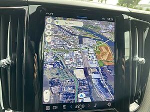 Volvo  XC60 Recharge Black Edition Ultimate, T8 AWD Plug-in Hybrid, Elektrisch/Benzin