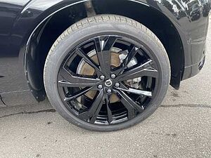 Volvo  XC60 Recharge Black Edition Ultimate, T8 AWD Plug-in Hybrid, Elektrisch/Benzin