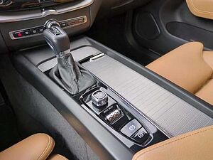 Volvo  XC60 D4 Automatikgetriebe (140kW/190PS) Inscription