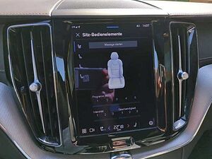 Volvo  XC60 Recharge R-Design, T8 AWD Plug-in Hybrid