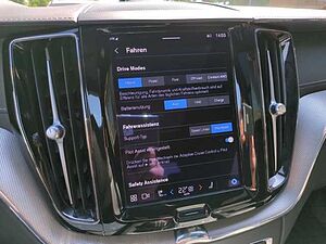 Volvo  XC60 Recharge R-Design, T8 AWD Plug-in Hybrid