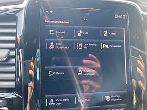 Volvo  XC90 Recharge R-Design, T8 AWD plug-in hybrid, 7 Sitze
