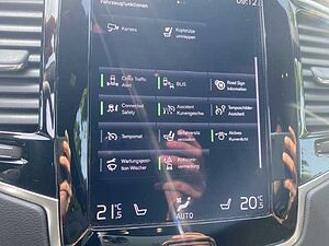 Volvo  XC90 Recharge R-Design, T8 AWD plug-in hybrid, 7 Sitze