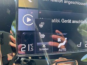 Volvo  XC90 Recharge R-Design, T8 AWD plug-in hybrid, 7 Sitze