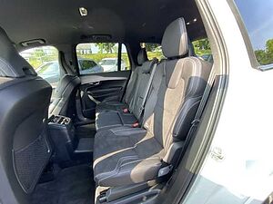 Volvo  XC90 Recharge R-Design, T8 AWD plug-in hybrid, 7 Sitze