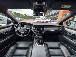Volvo  V90 T8 TWIN ENGINE AWD Automatikgetriebe (223+65kW/303+87PS) R-Design